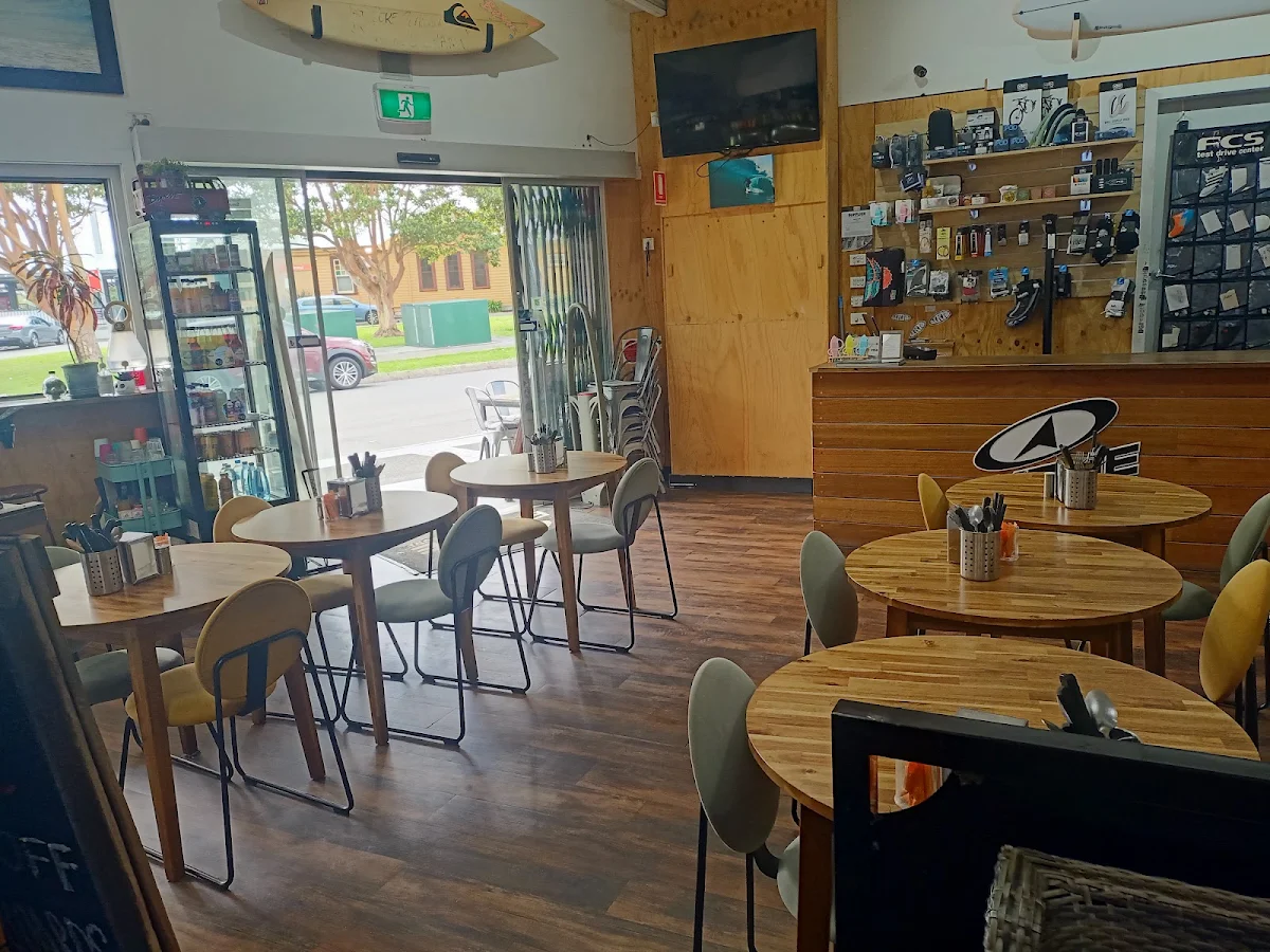 Vibe, Seafoam Cafe