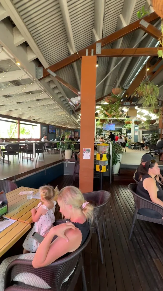 Vibe, Woodford Garden Bistro