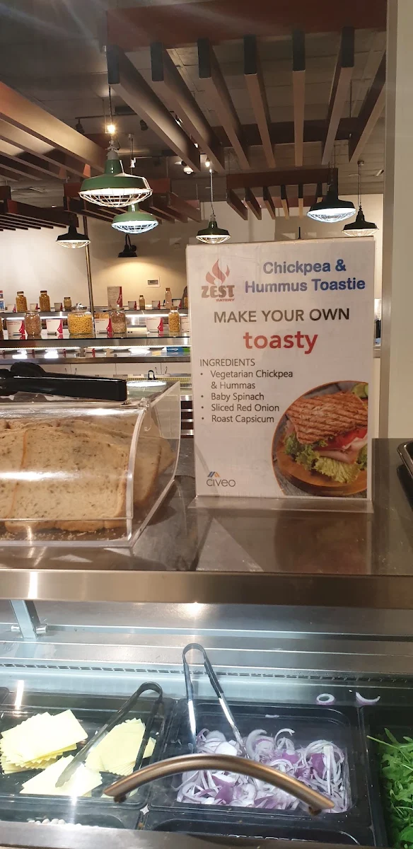 Vibe, Zest - Camp Food Hall