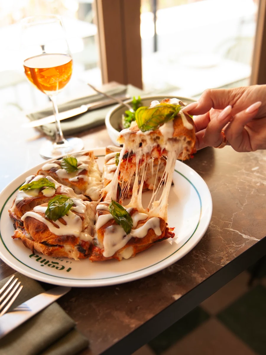 Food & drink, Regina La Pizzeria
