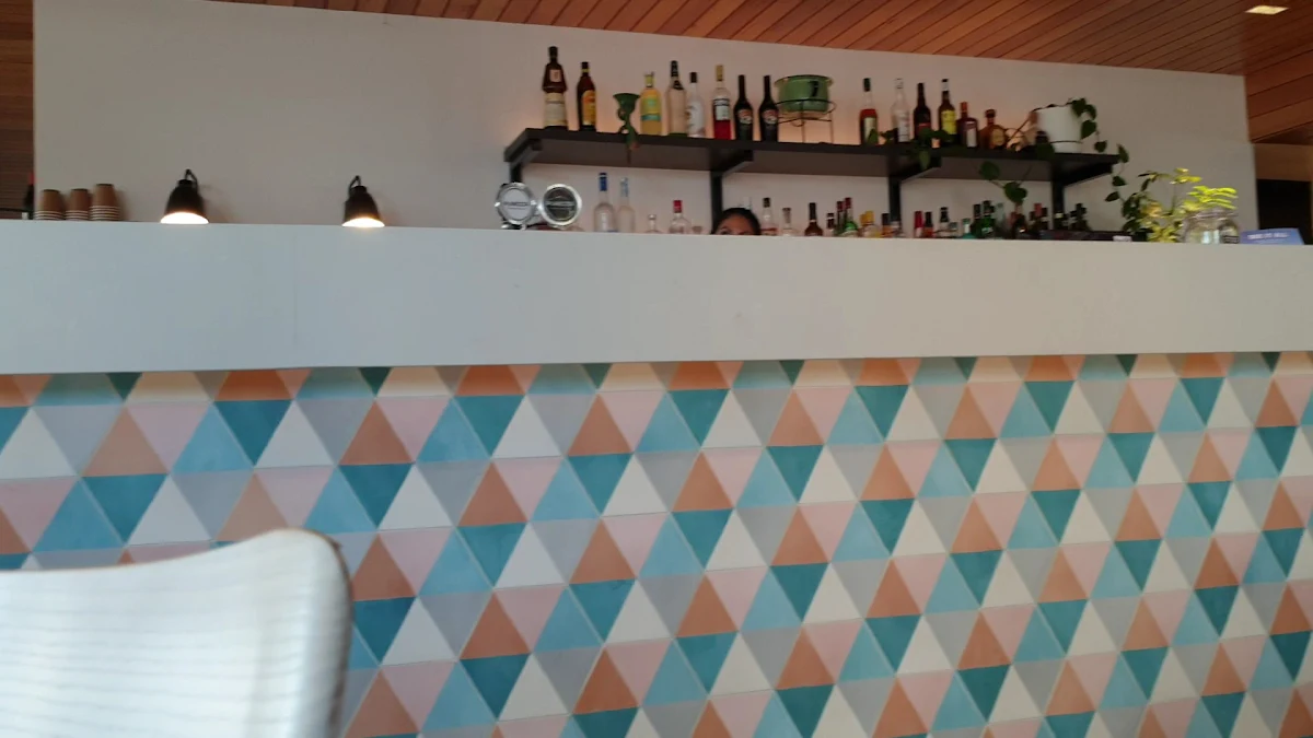Vibe, Springs Kitchen