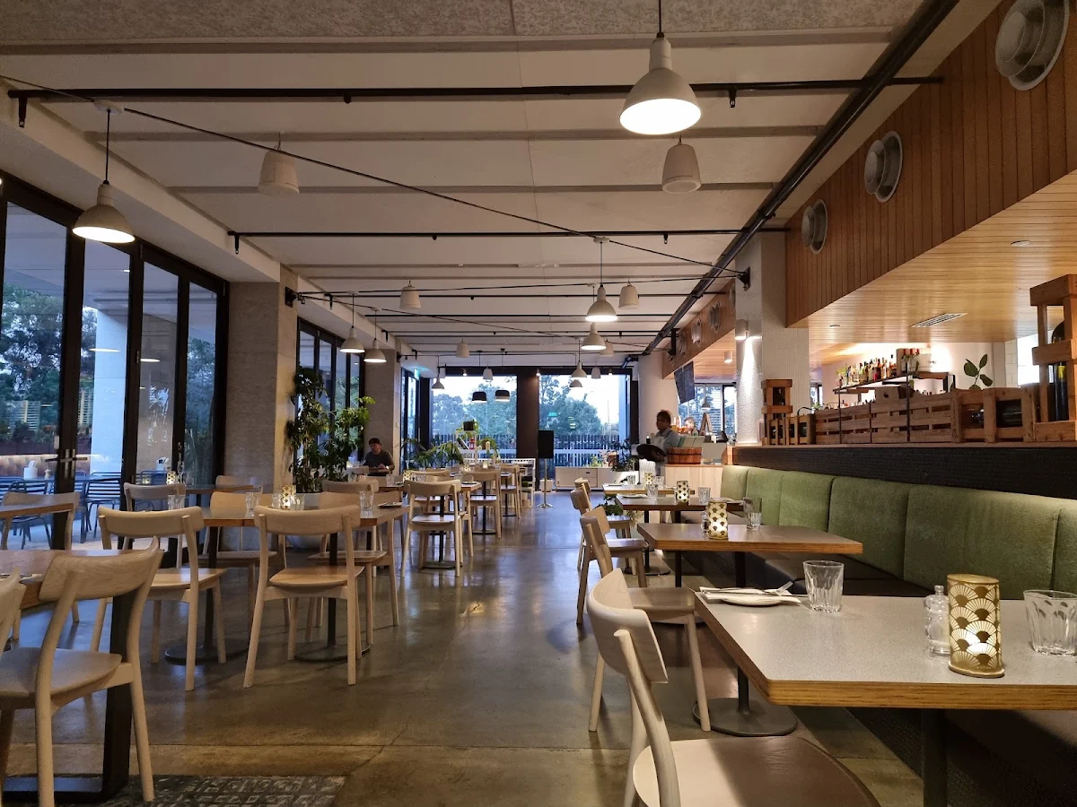 Vibe, Springs Kitchen