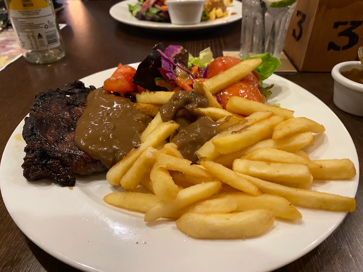 Food & drink, Harvey Road Tavern