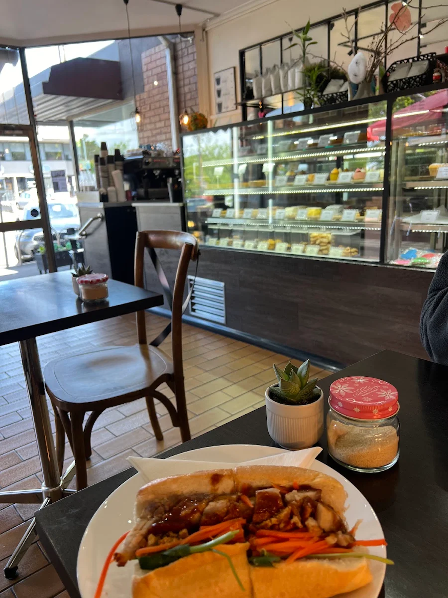 Food & drink, Nuski's Swiss Patisserie