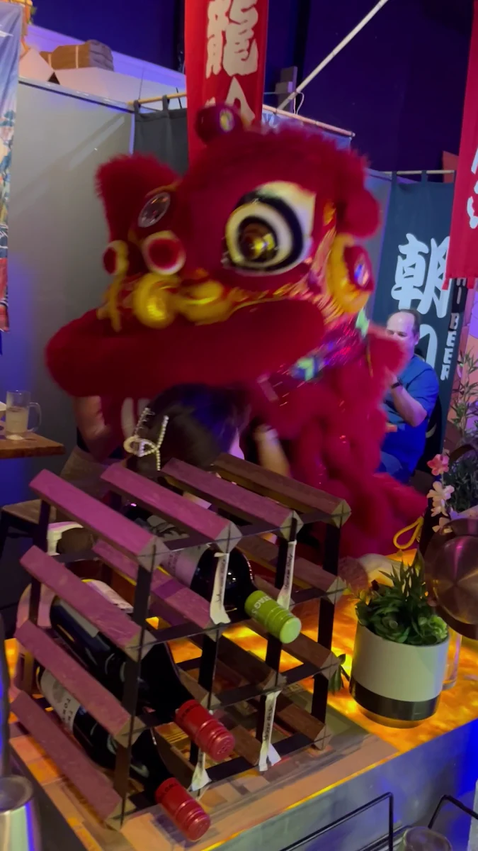 Vibe, Gung Ho! Dumpling Ramen Bar