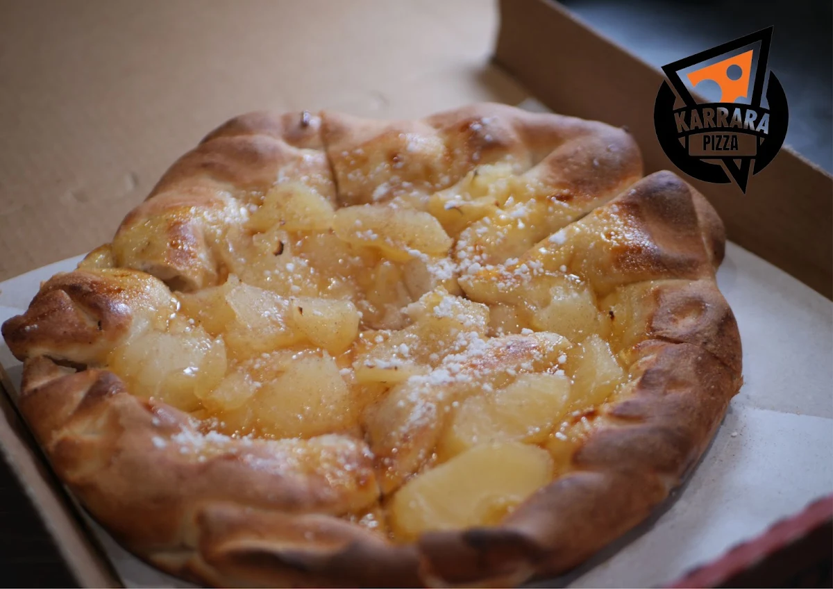 Food & drink, Karrara Pizza