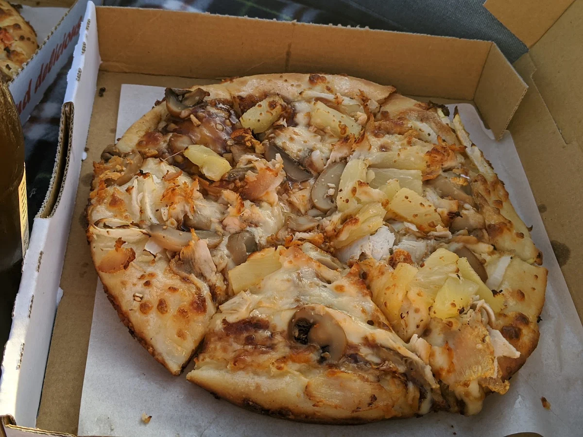 Food & drink, Karrara Pizza