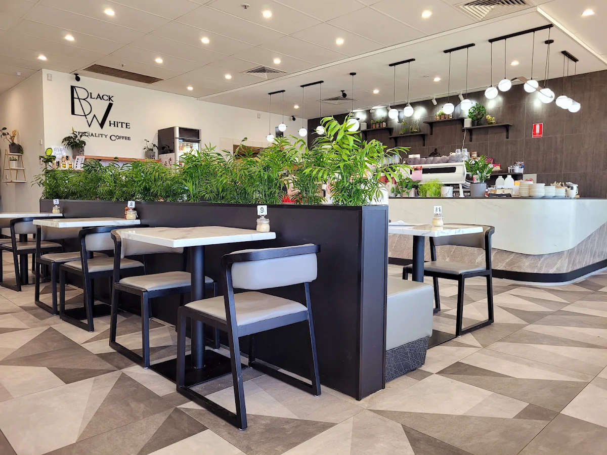 Black & White Espresso In Lanyon cover