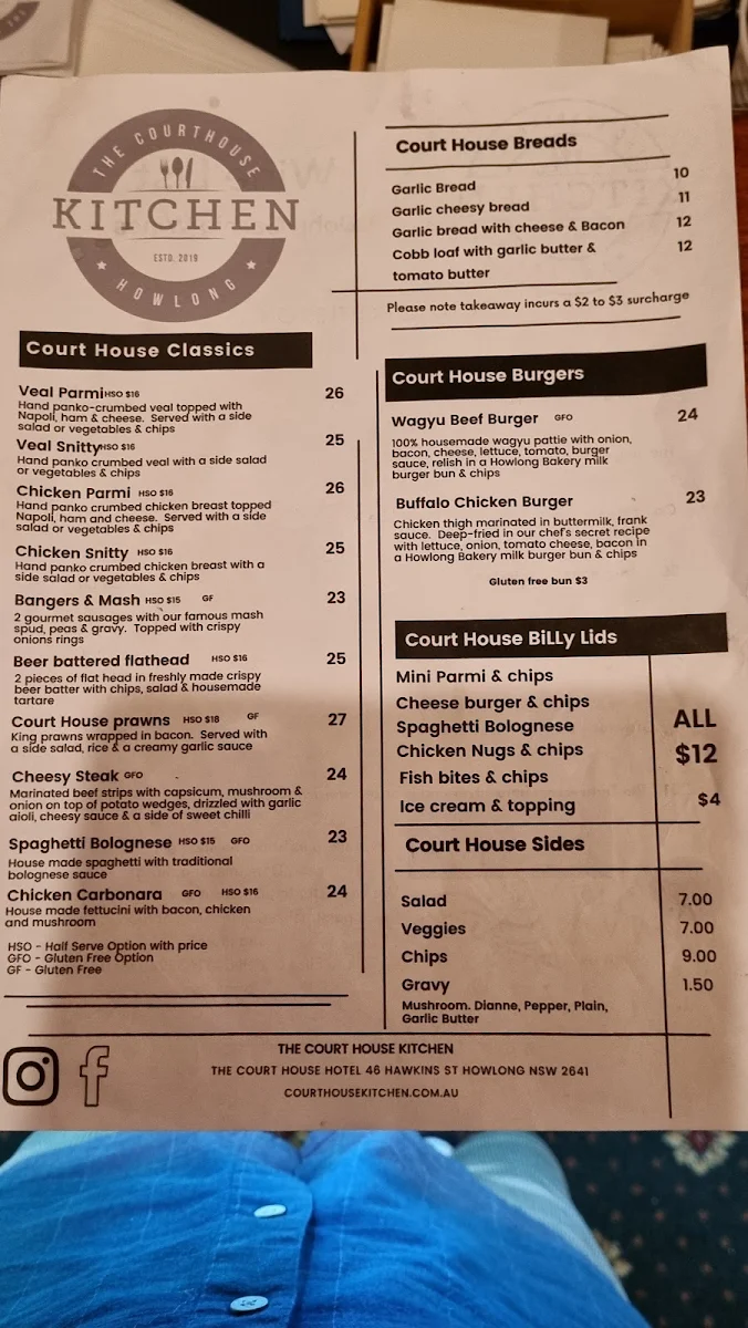 Menu, Court House Hotel Howlong