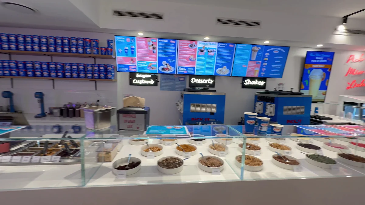 Vibe, Lickits Frozen Custard, Dessert & Gelato Bar