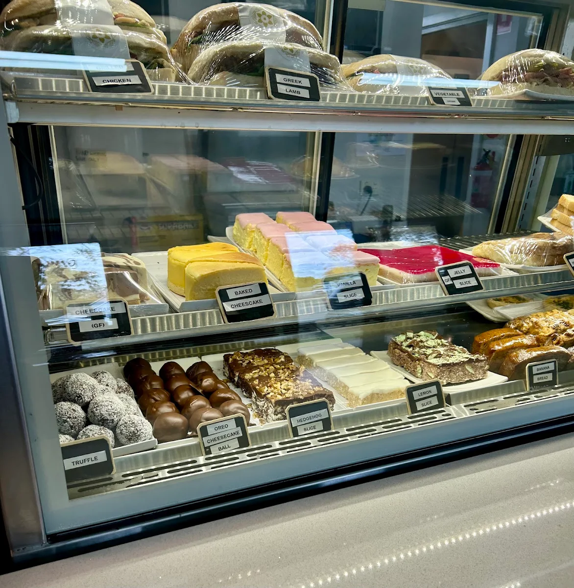 Vibe, Le Due Sorelle Cafe