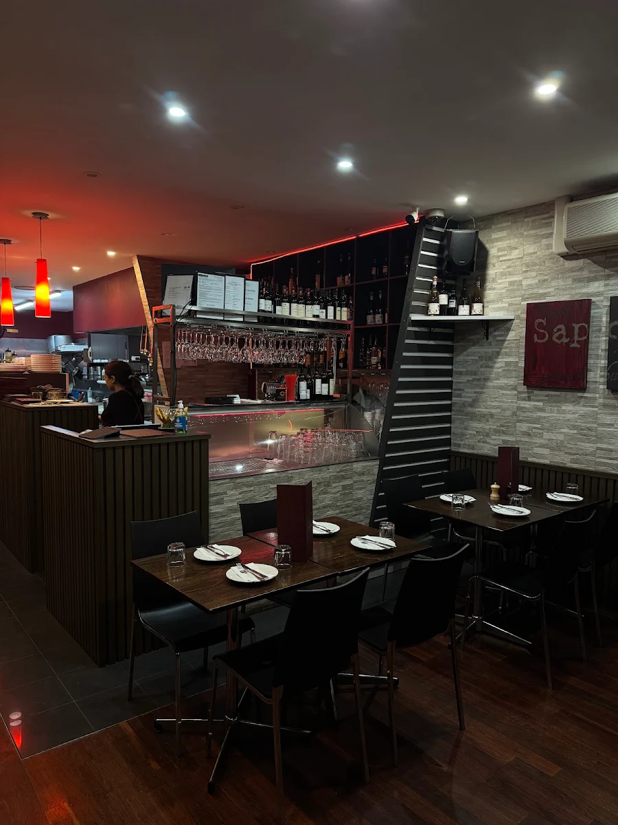 Vibe, Saporito Restaurant