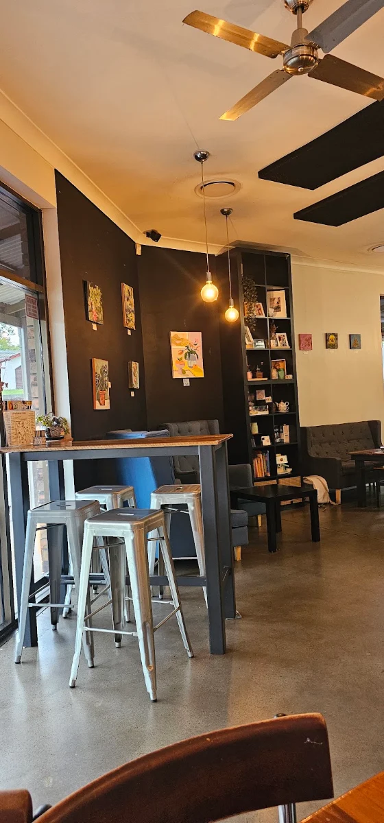 Vibe, Shorties Espresso Bar