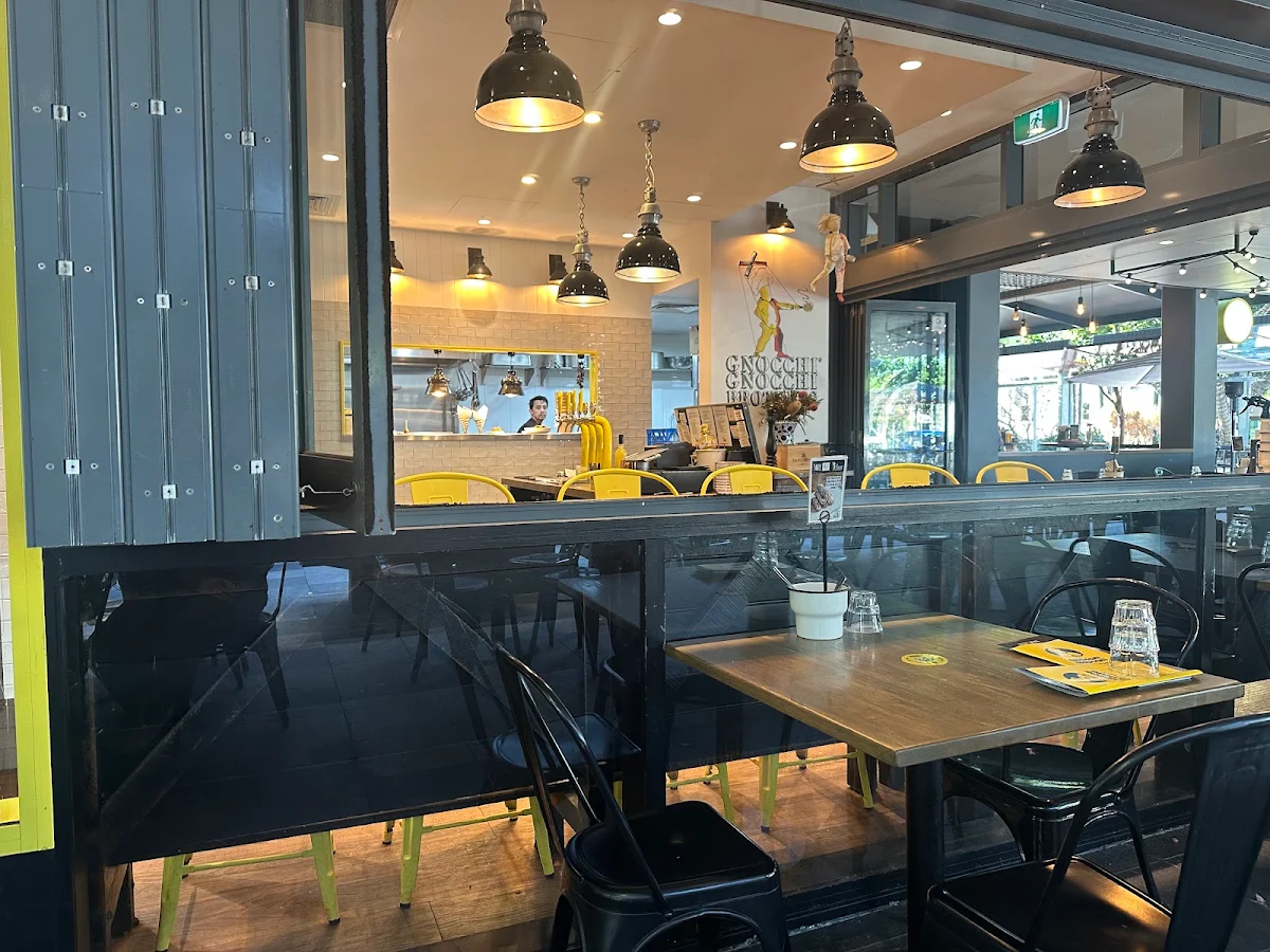 Vibe, Gnocchi Gnocchi Brothers, South Bank