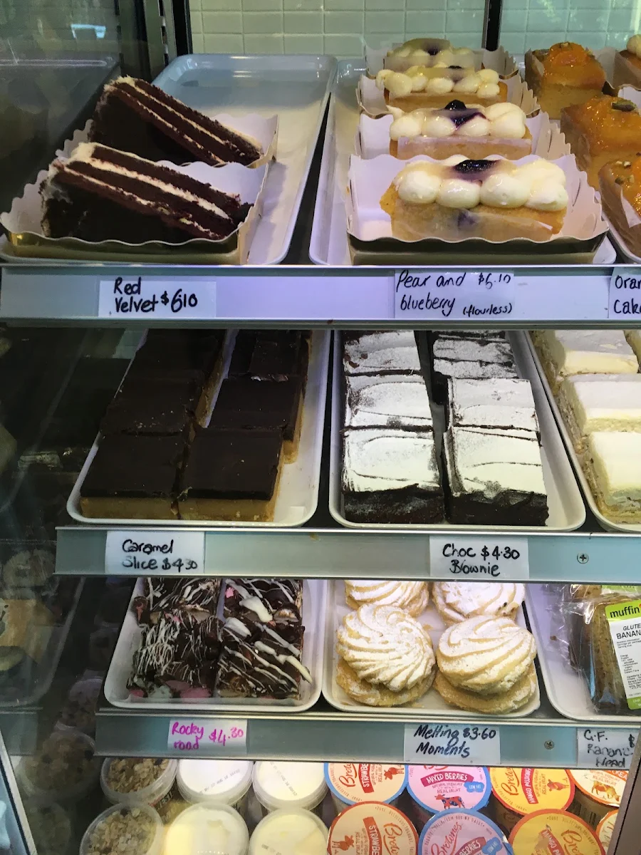 Food & drink, Guild Café Library