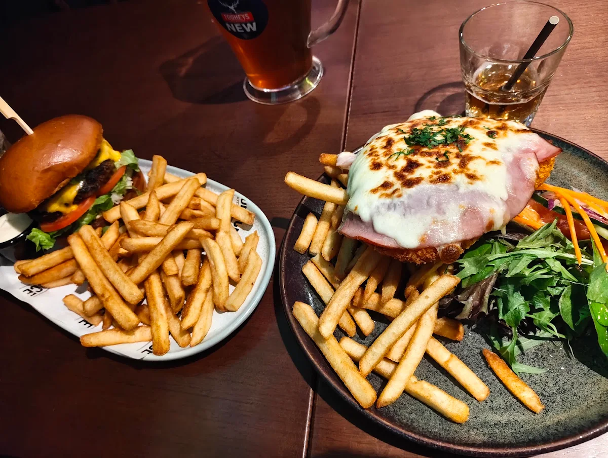Food & drink, The Office Hotel