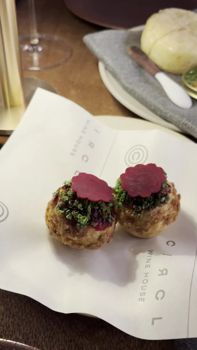 Food & drink, Circl