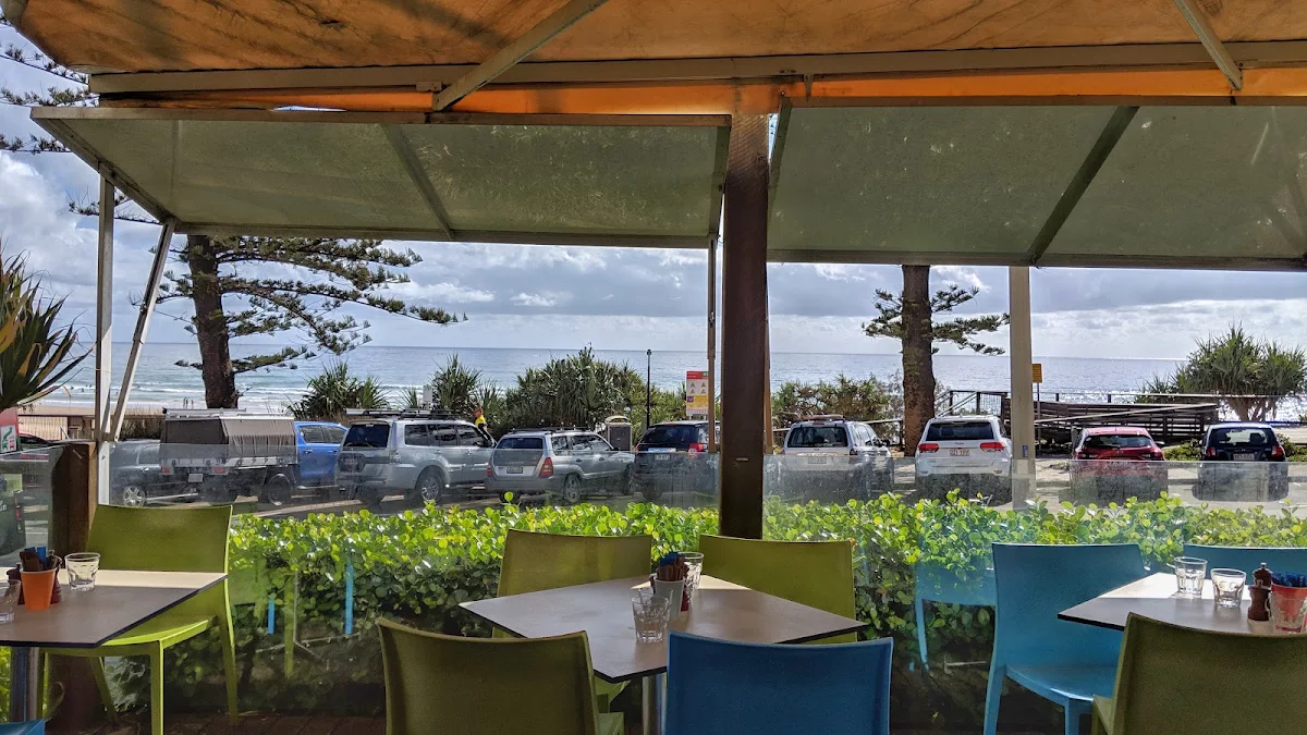 Vibe, Coolum Beach Bar