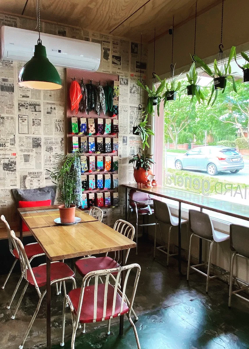 Vibe, Lydiard General Cafe & Diner