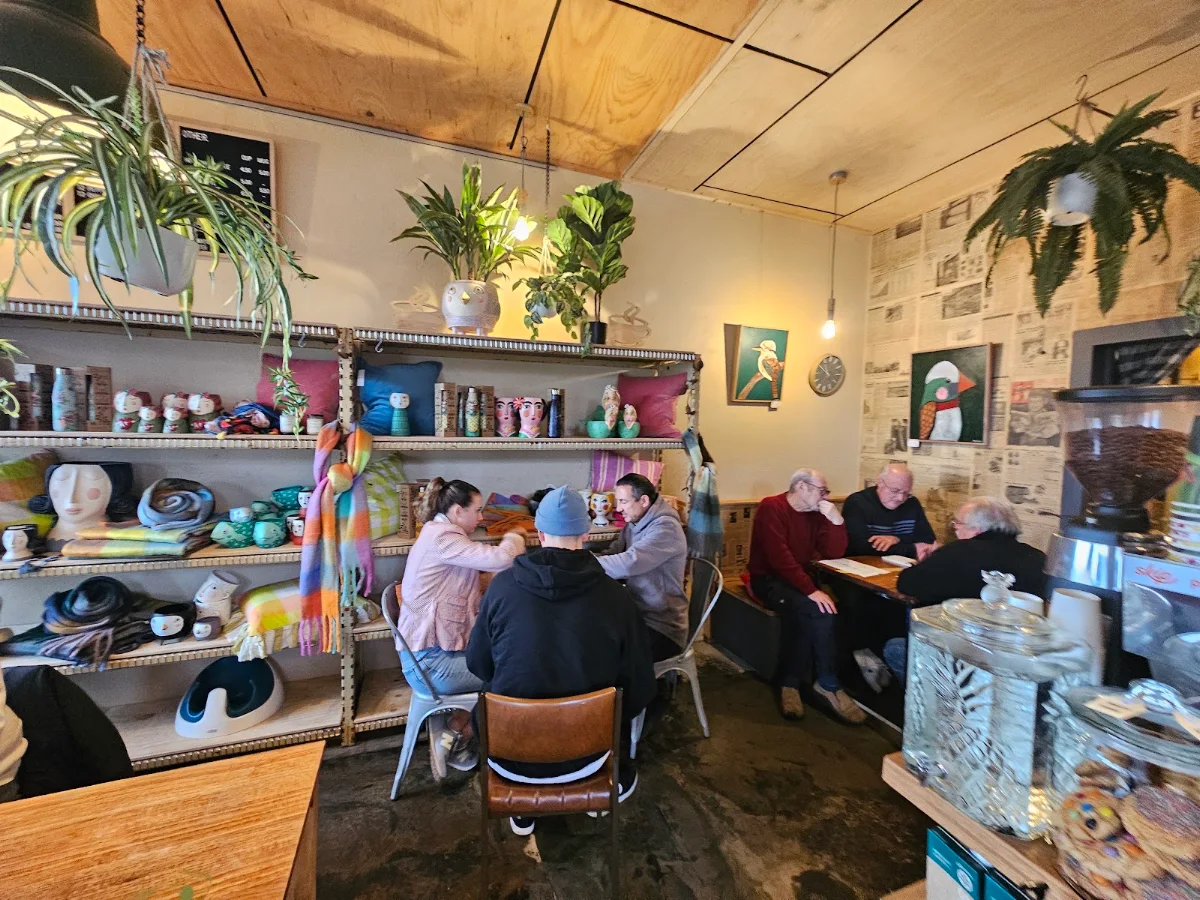 Vibe, Lydiard General Cafe & Diner