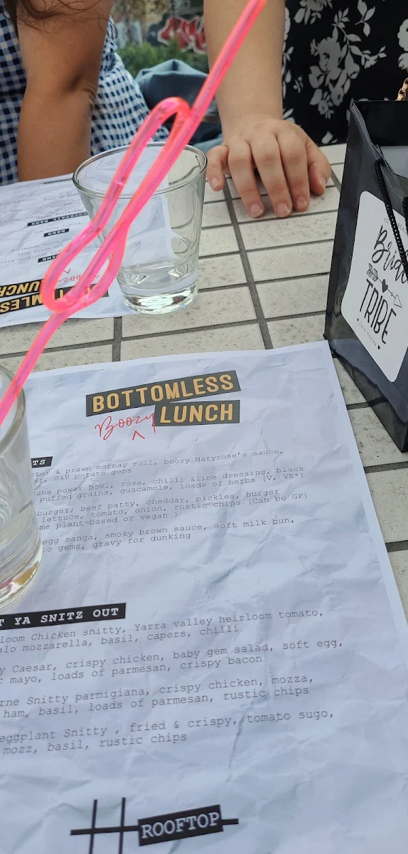 Menu, Harlow