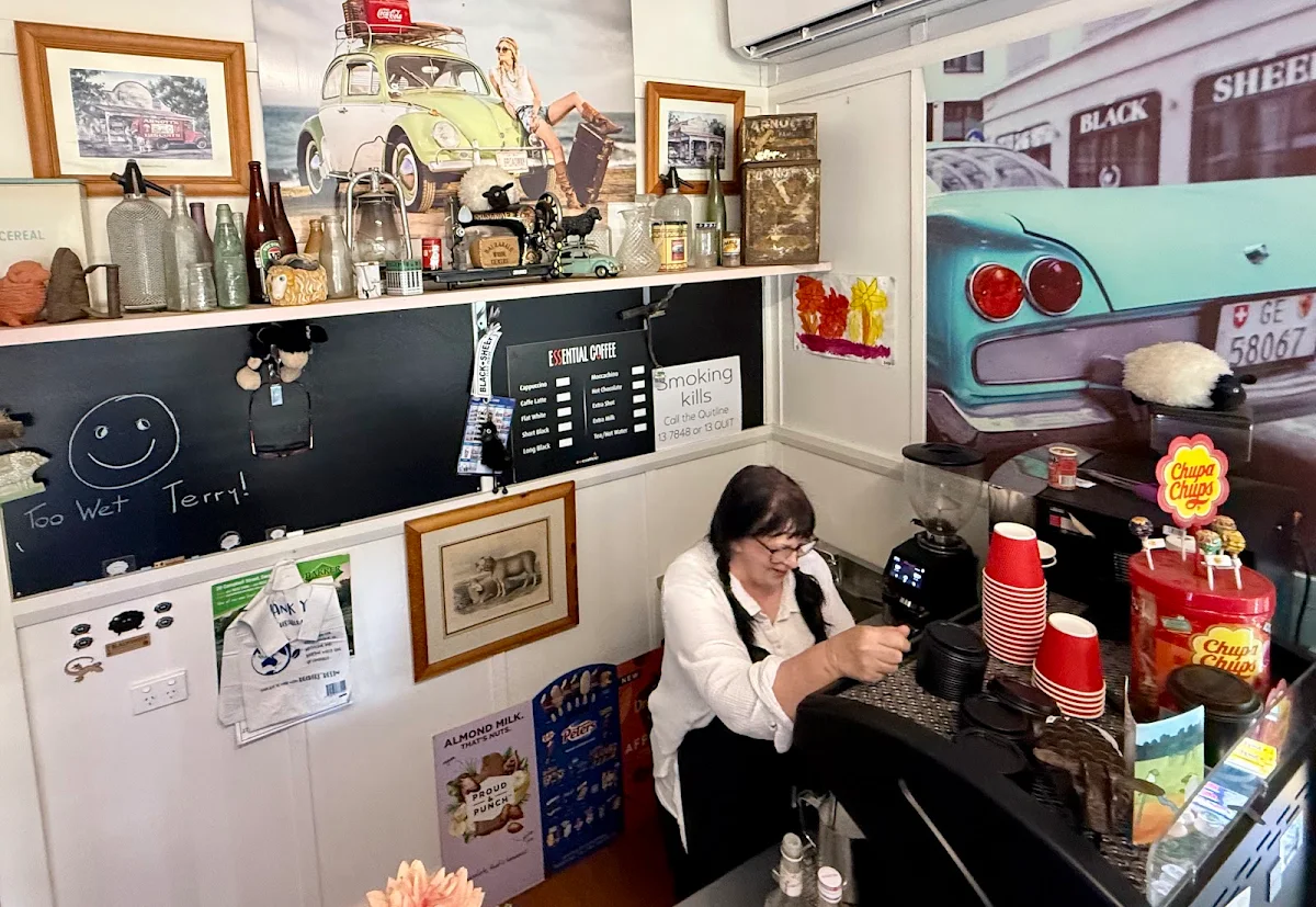 Vibe, The Black Sheep Coffee Shop Hay