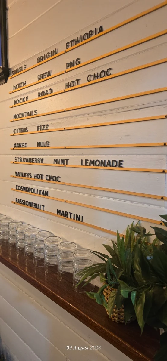Menu, Glenbrook Underground