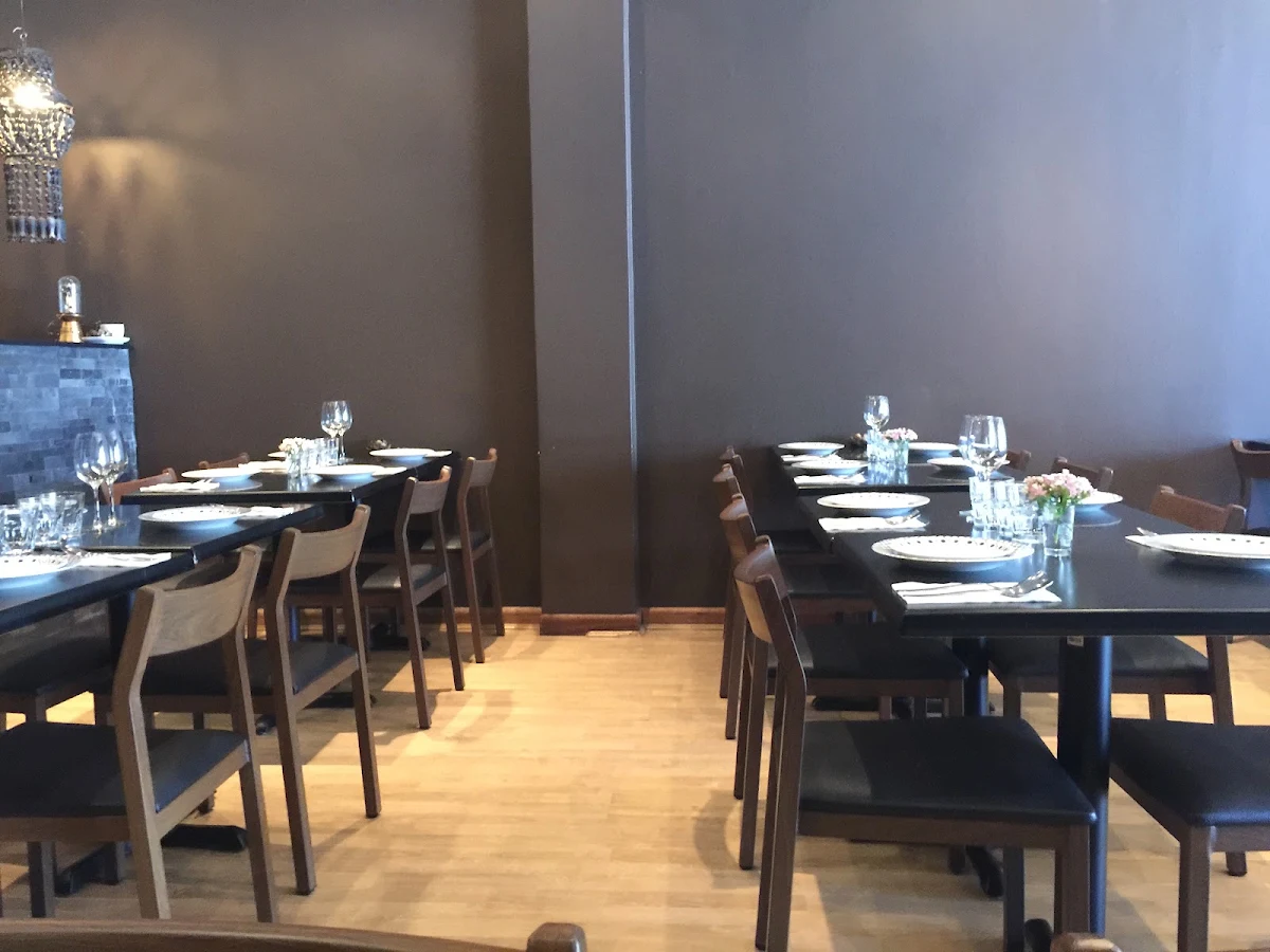 Vibe, Kathi Thai Restaurant