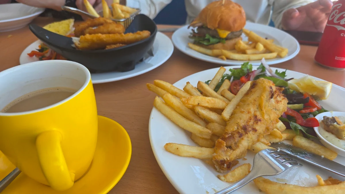 Food & drink, Pelican Shores Café and Marina
