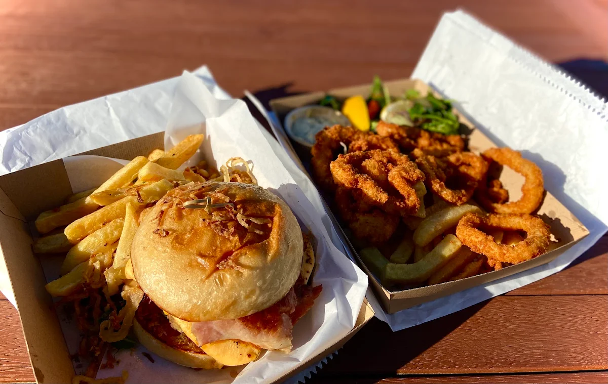 Food & drink, Pelican Shores Café and Marina