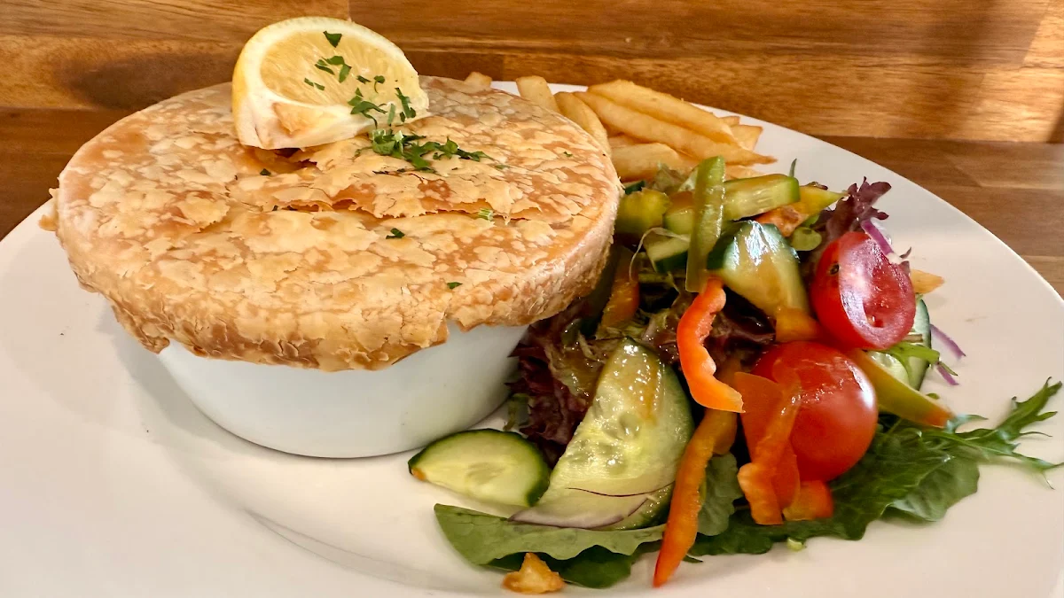 Food & drink, Pelican Shores Café and Marina