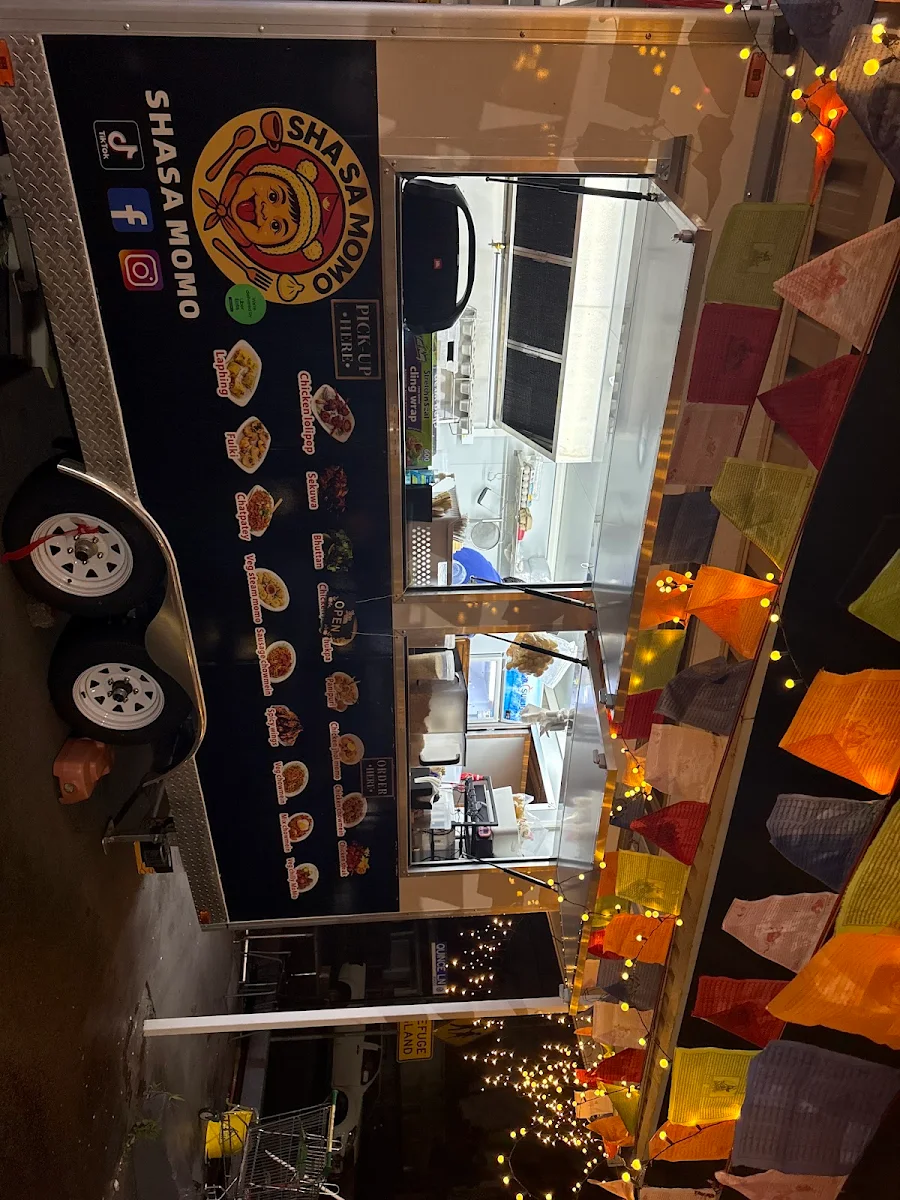 Menu, Shasa Momo