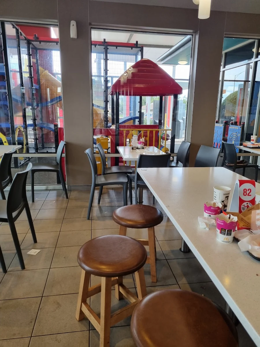 Vibe, McDonald's Delahey
