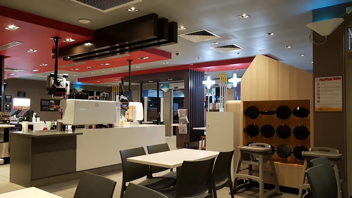 Vibe, McDonald's Delahey