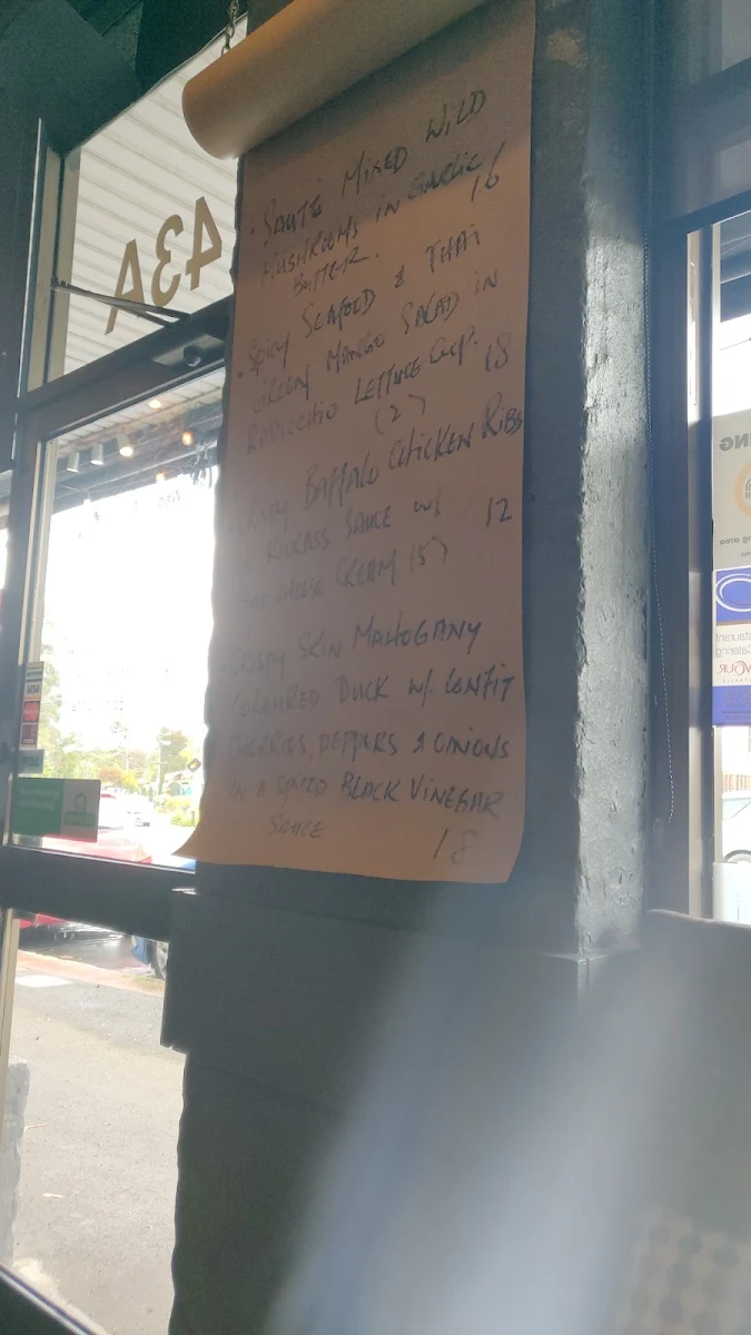 Menu, The Main Corner