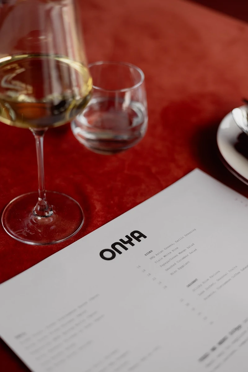 Menu, Onya restaurant