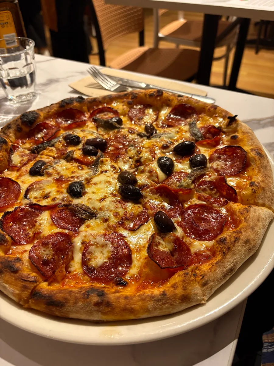 Food & drink, Gianni's