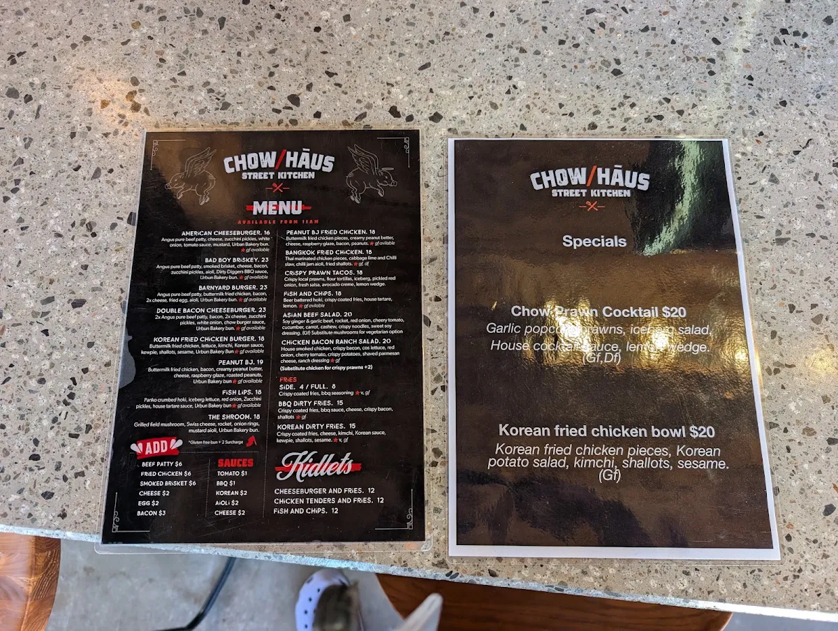 Menu, Chow Haus