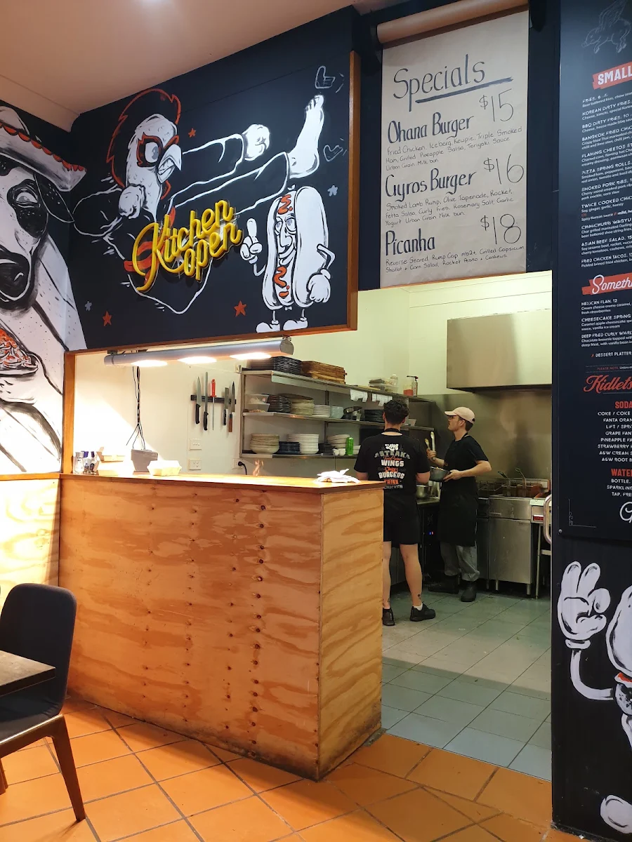 Menu, Chow Haus