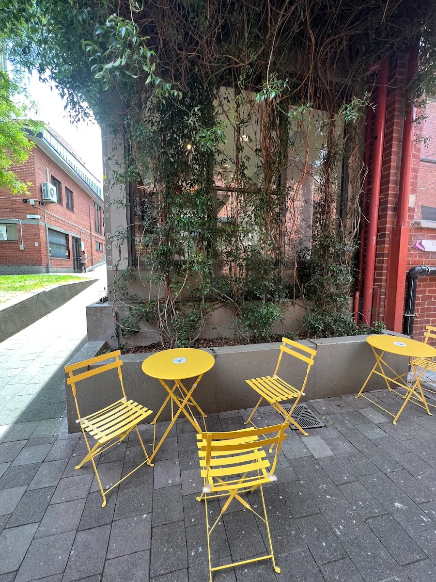 Vibe, Picnic Cafe