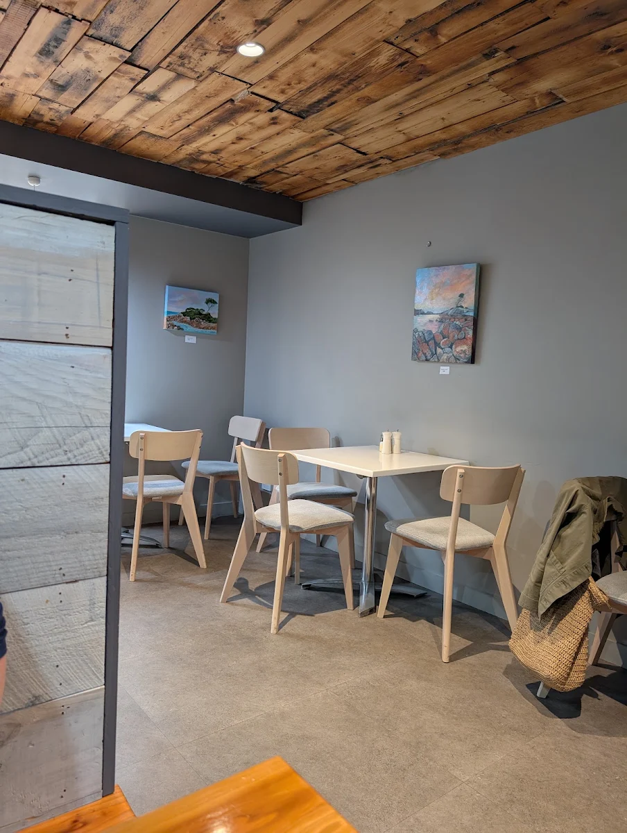 Vibe, Picnic Cafe