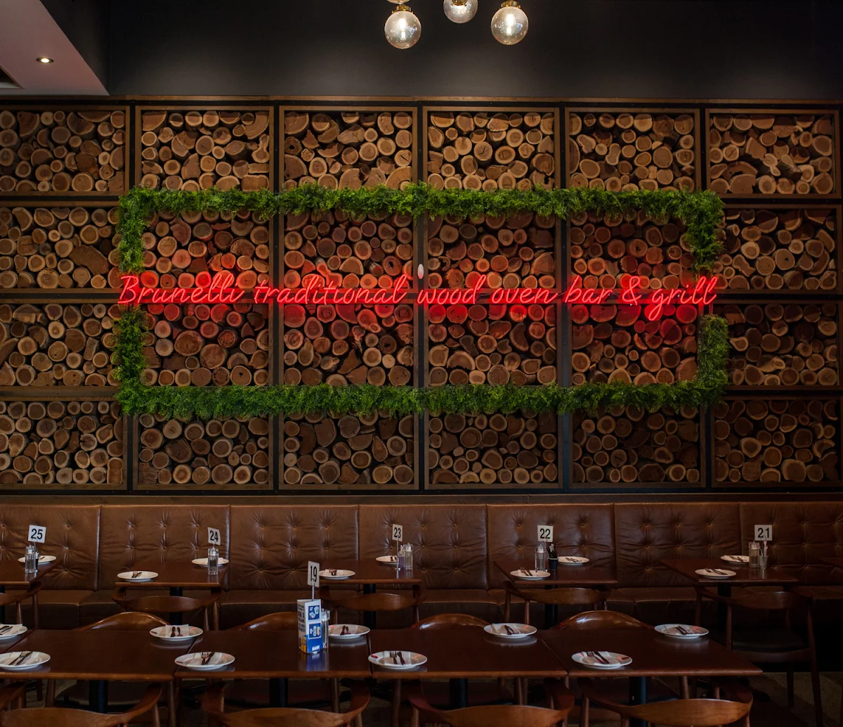 Vibe, Cafe Brunelli