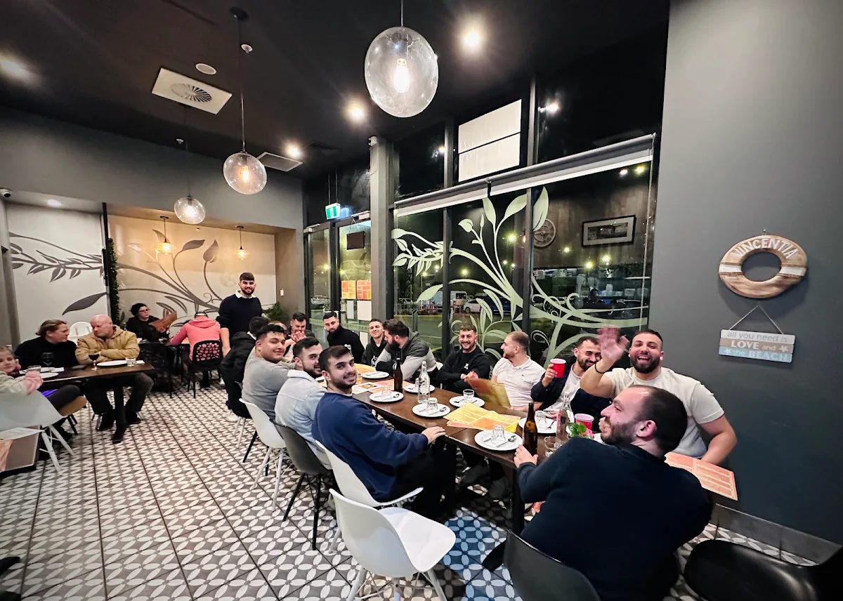 Vibe, Silver Spoon Vincentia (Authentic Thai Food)