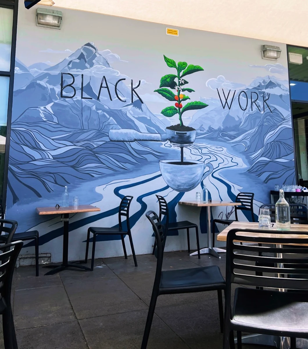 Vibe, Blackwork