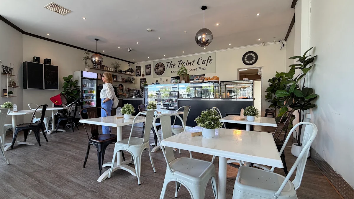 Vibe, The Point Cafe