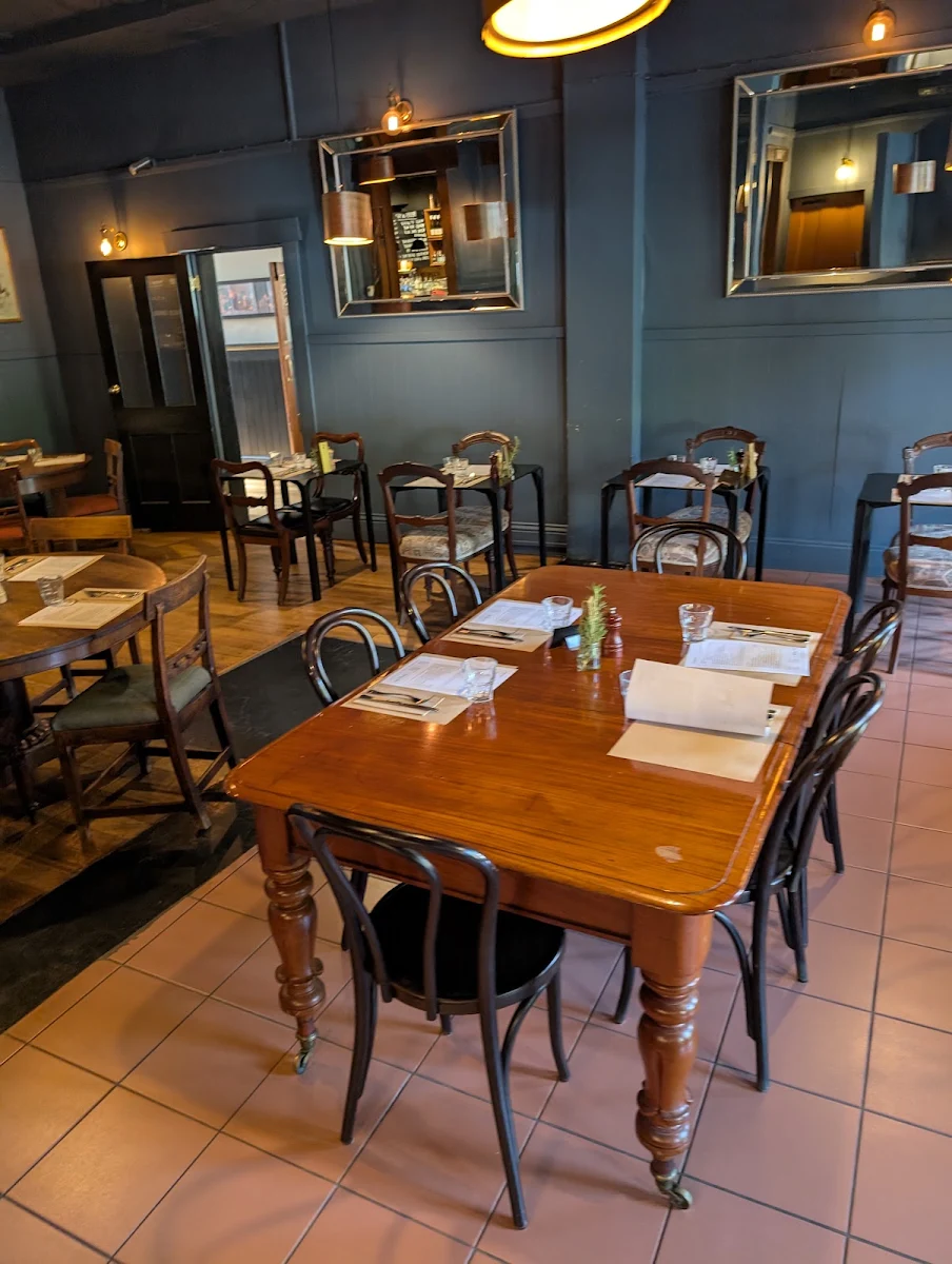 Vibe, The Royal Oak Hotel