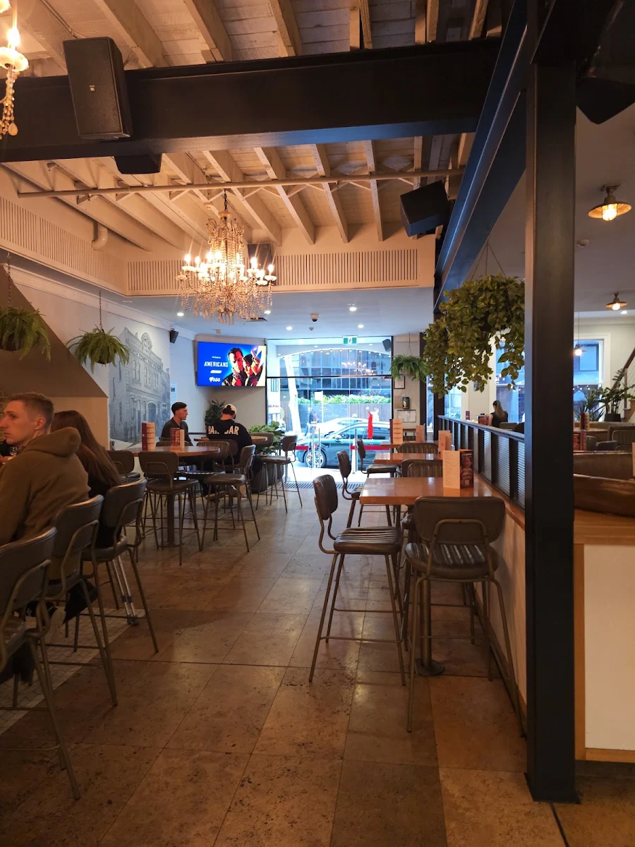 Vibe, Firehouse Hotel
