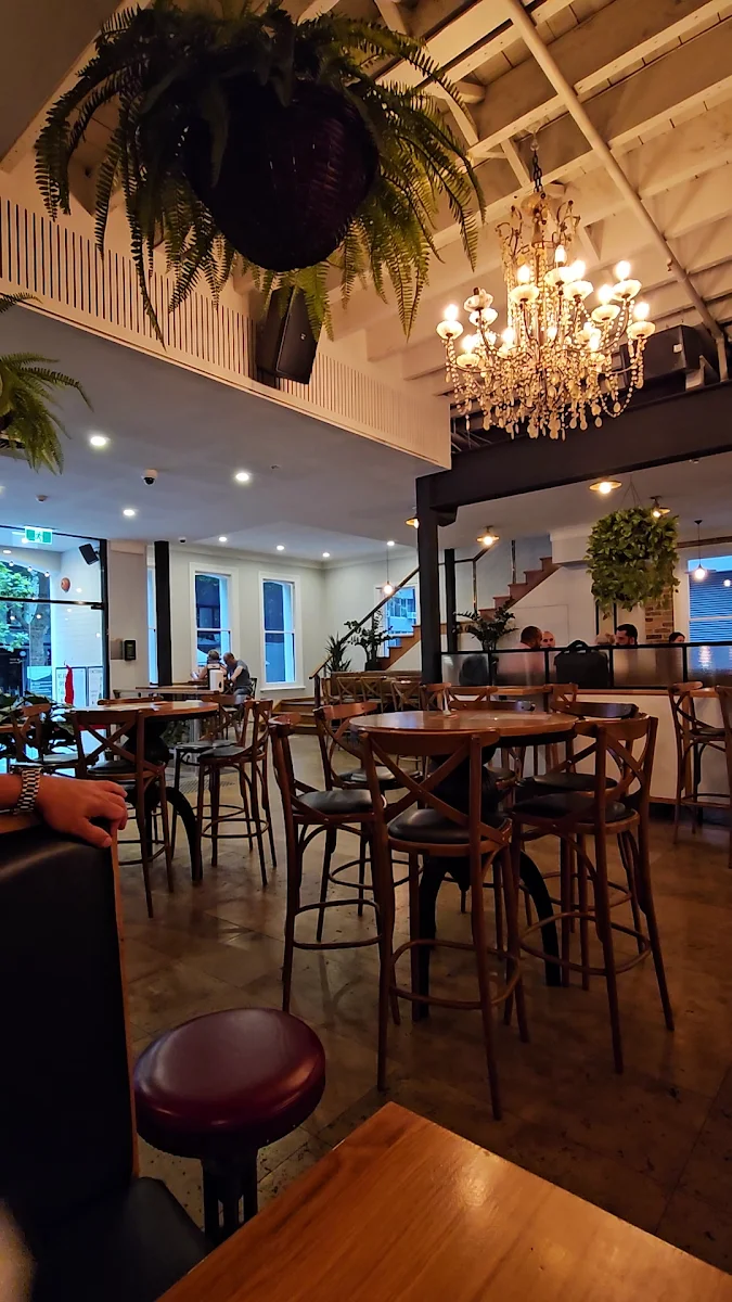 Vibe, Firehouse Hotel