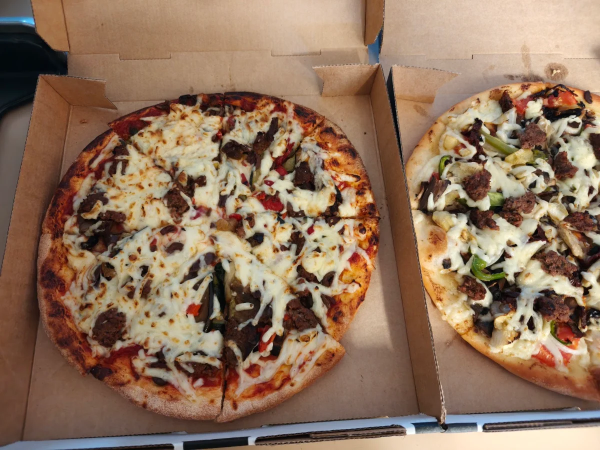 Food & drink, Samboy Pizza
