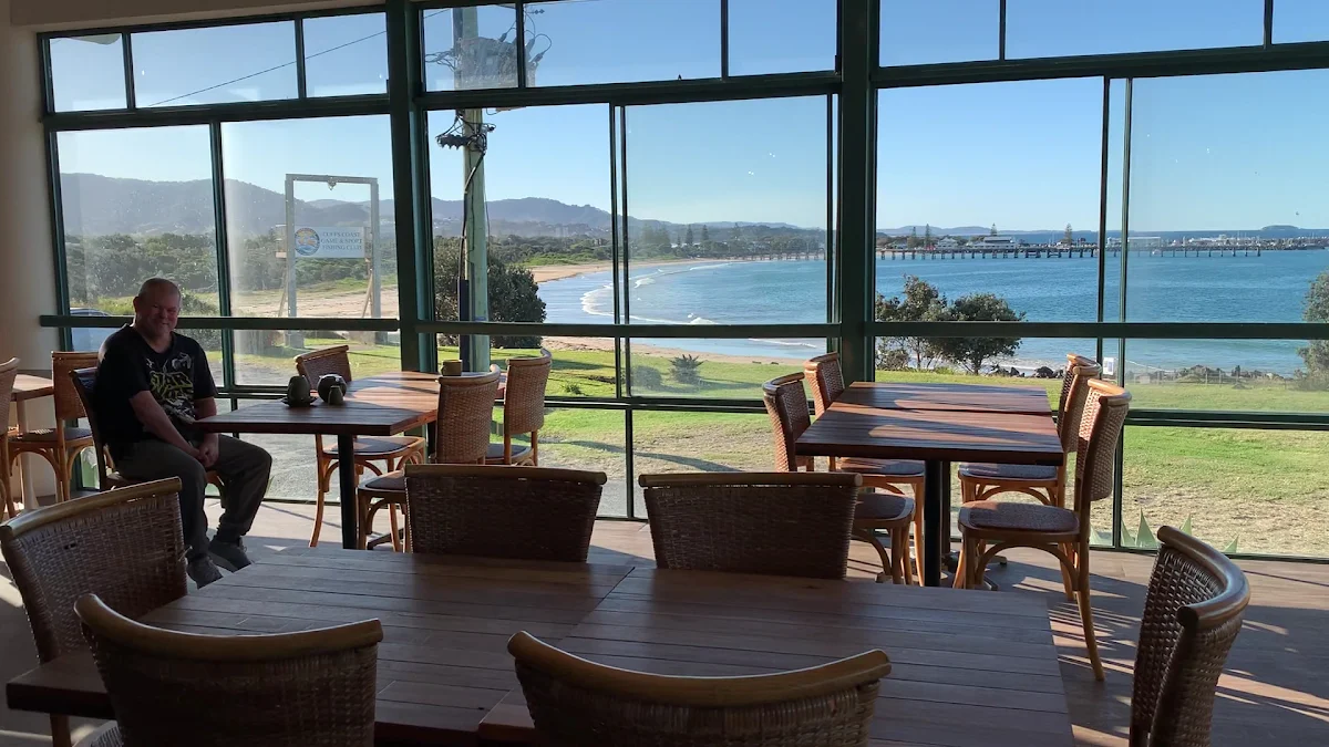 Vibe, Jetty Beach House Coffs Harbour